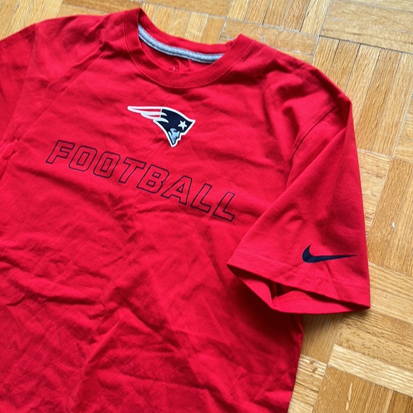 New England Patriots NFL Nike Training Shirt - Picture 3 of 5